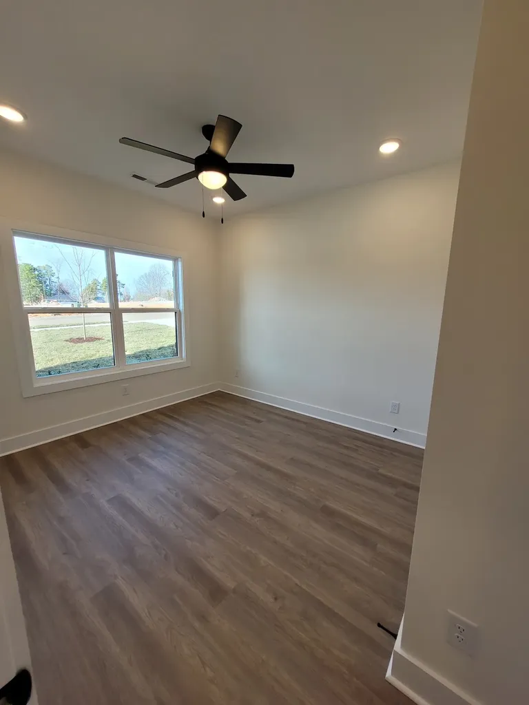 209 Sandalwood Way Dickson TN 37055