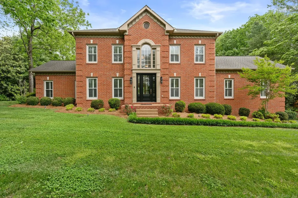 8224 Victory Trail Brentwood TN 37027