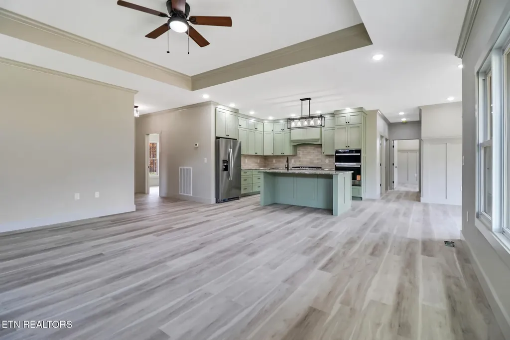 880 Allardt Highway Jamestown TN 38556