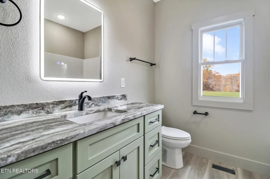 880 Allardt Highway Jamestown TN 38556
