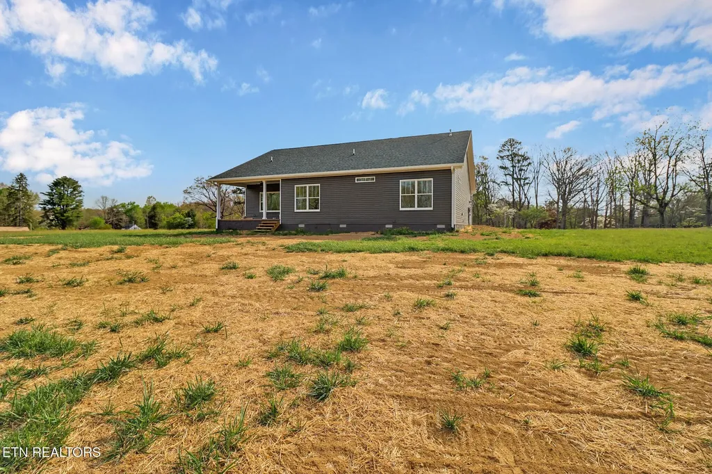 880 Allardt Highway Jamestown TN 38556