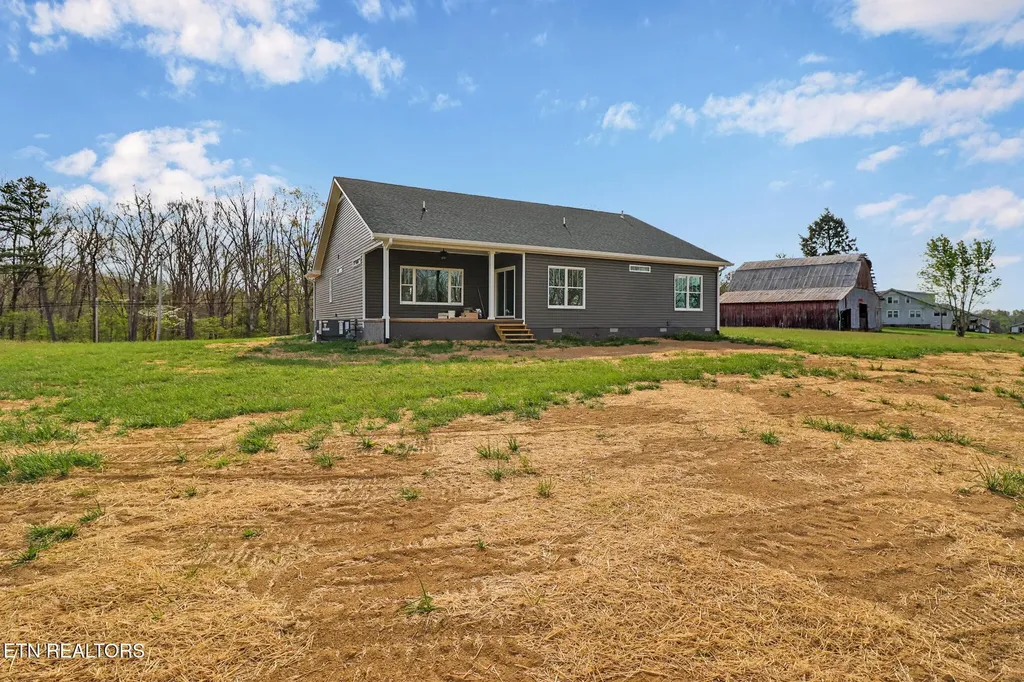 880 Allardt Highway Jamestown TN 38556