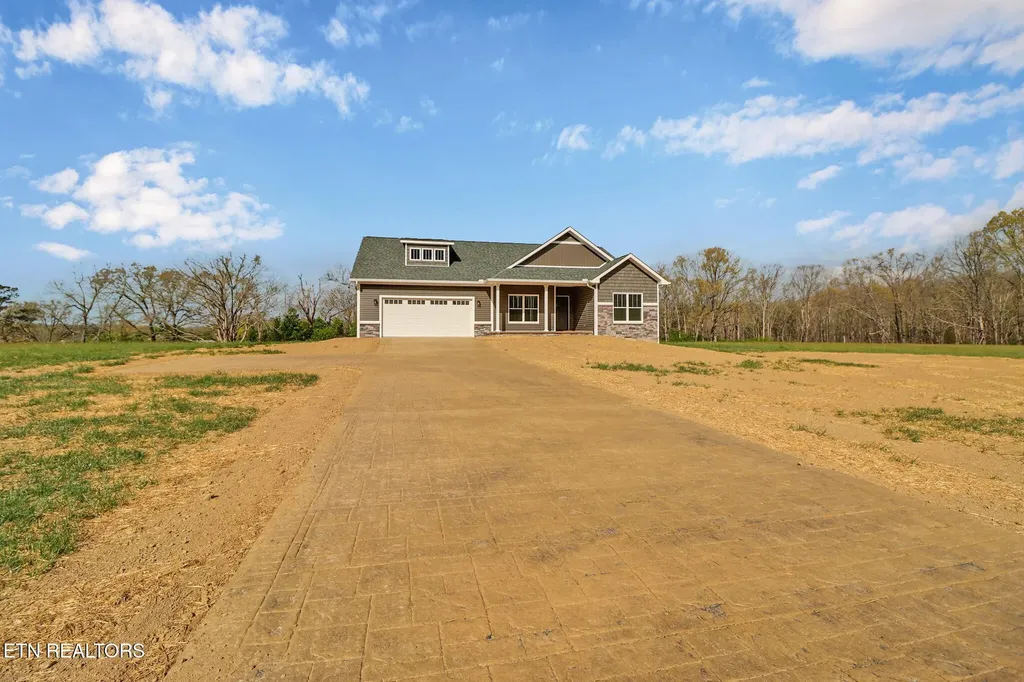 880 Allardt Highway Jamestown TN 38556