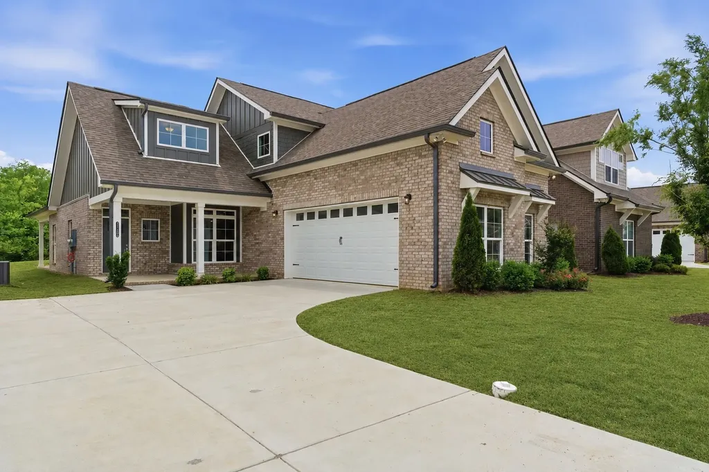 7108 Maddenwood Lane Hermitage TN 37076
