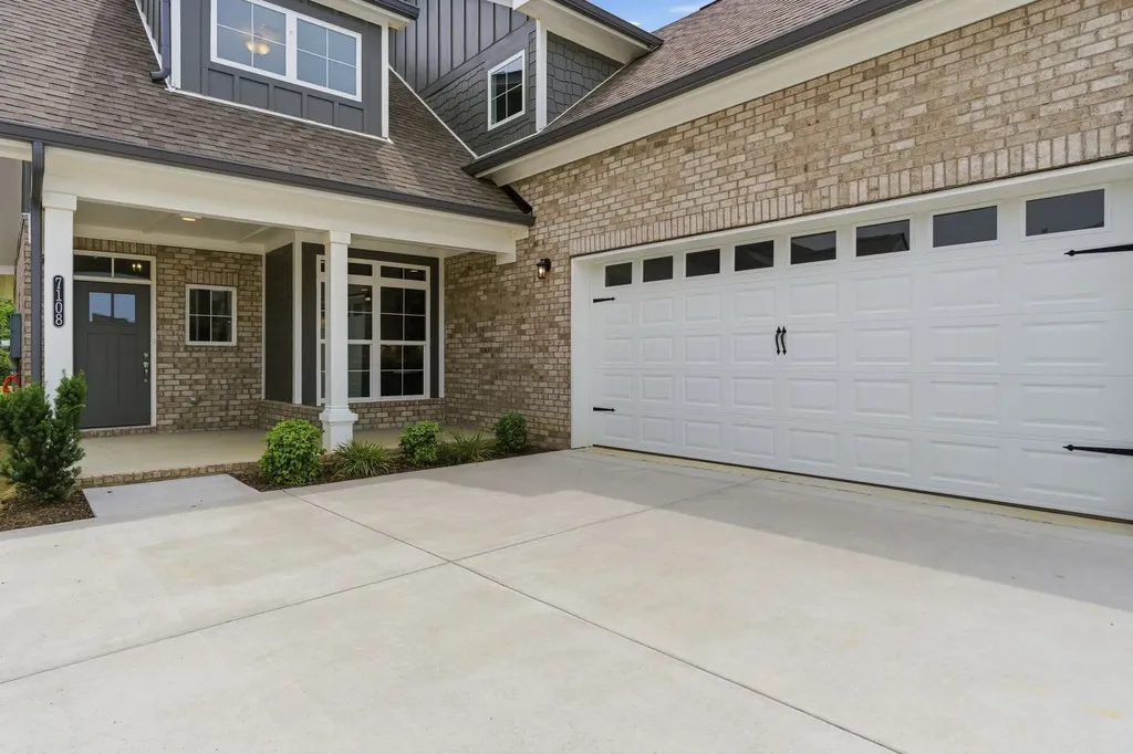 7108 Maddenwood Lane Hermitage TN 37076