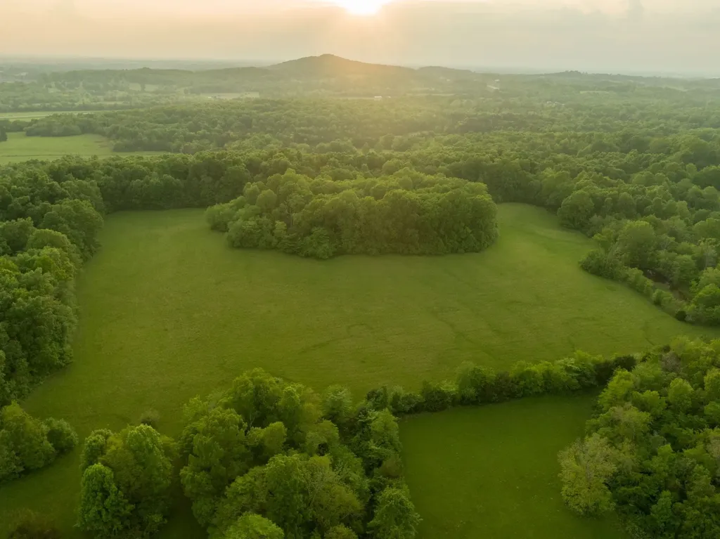 775 Railroad Road Wartrace TN 37183
