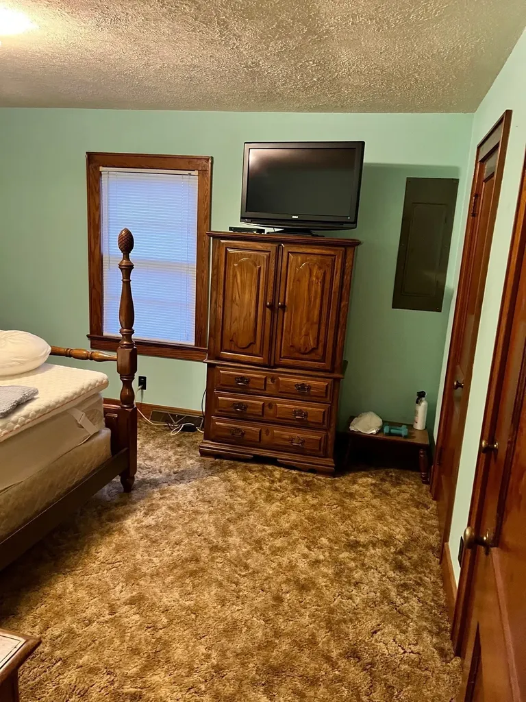 775 Railroad Road Wartrace TN 37183