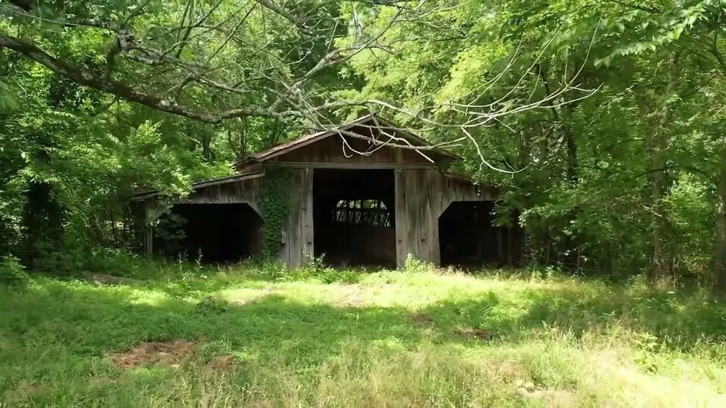 775 Railroad Road Wartrace TN 37183