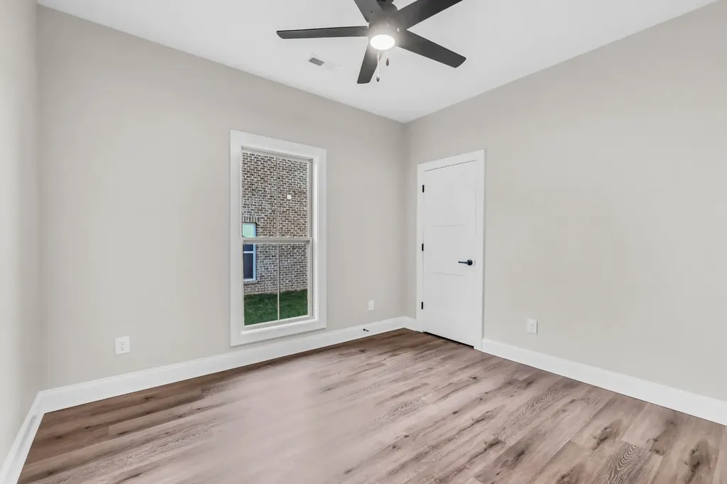 710 Southern Pine Trail Clarksville TN 37043