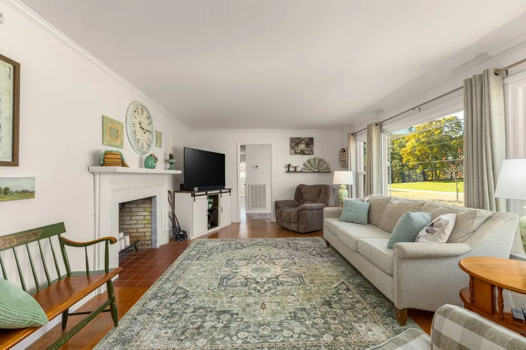 3564 Smithville Highway Mcminnville TN 37110