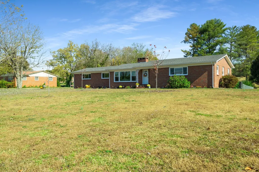 3564 Smithville Highway Mcminnville TN 37110