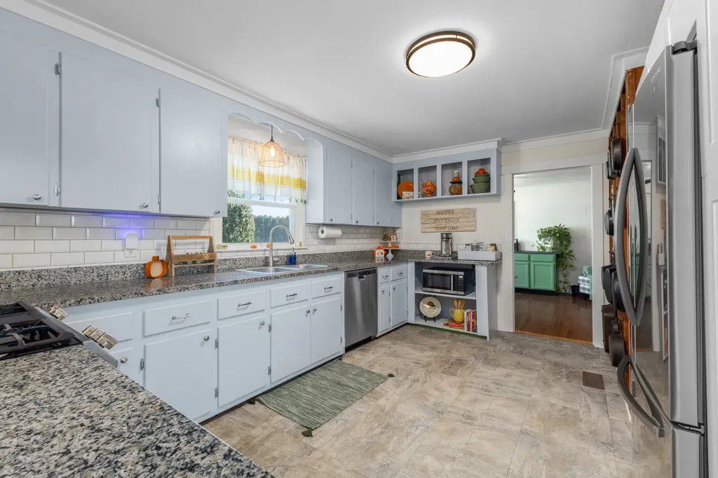 3564 Smithville Highway Mcminnville TN 37110