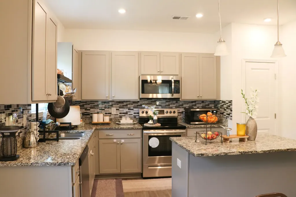 178 Lightwood Drive Antioch TN 37013