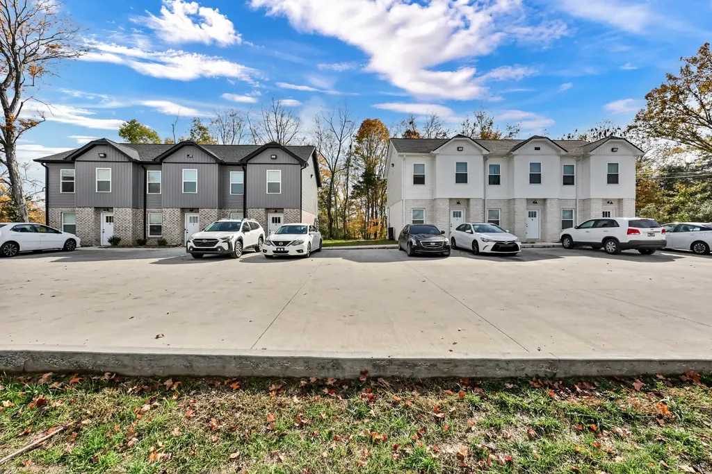 1660 Golf Club Lane Clarksville TN 37043