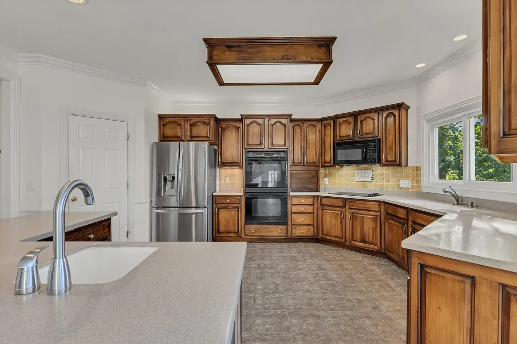 625 German Lane Franklin TN 37067