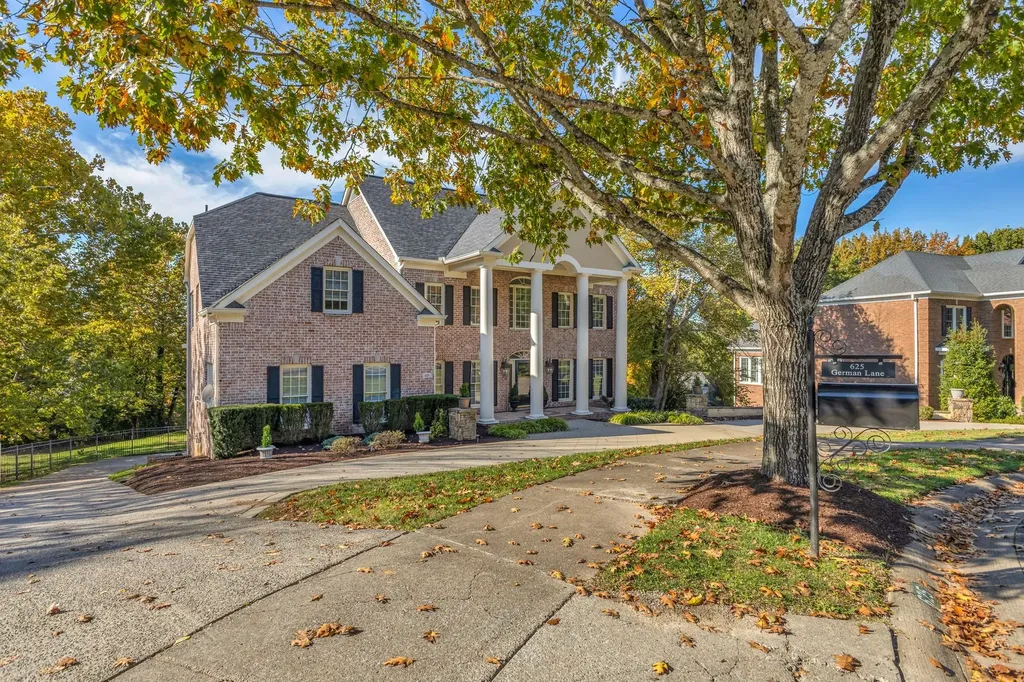 625 German Lane Franklin TN 37067