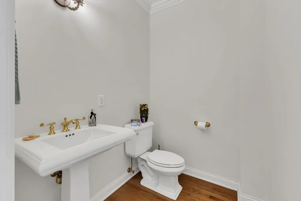 625 German Lane Franklin TN 37067