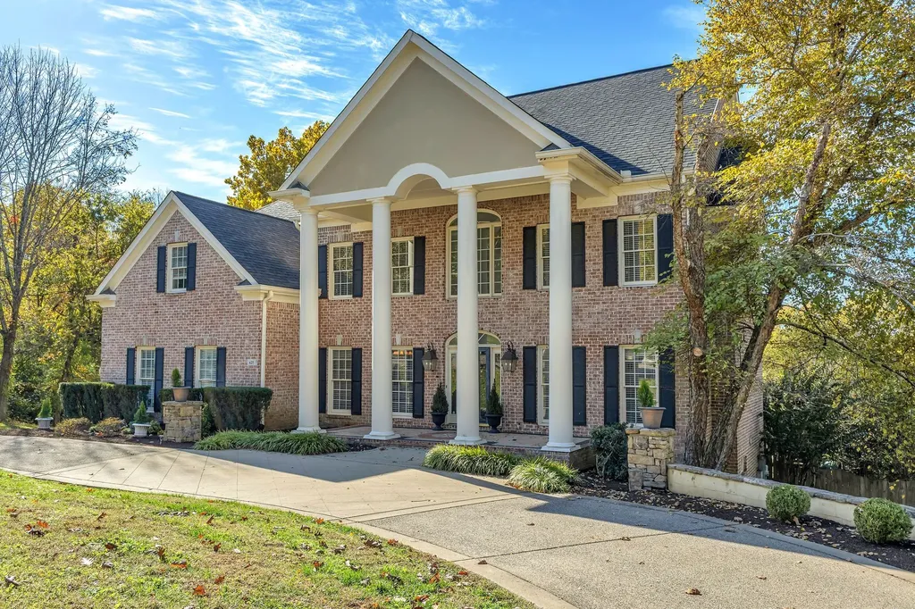 625 German Lane Franklin TN 37067