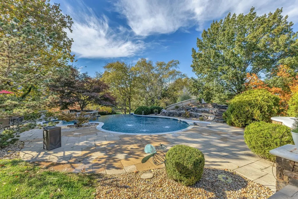 625 German Lane Franklin TN 37067