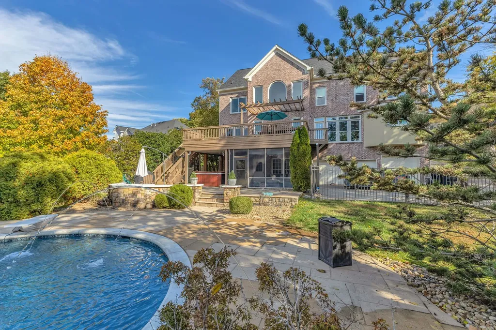 625 German Lane Franklin TN 37067
