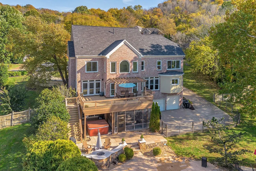 625 German Lane Franklin TN 37067