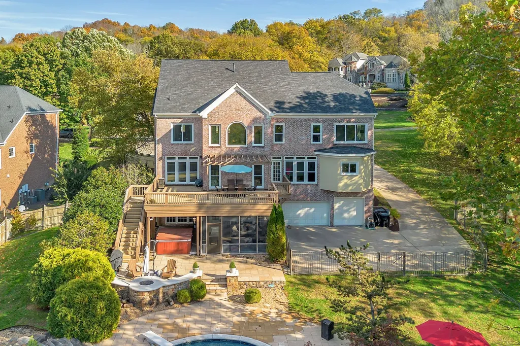 625 German Lane Franklin TN 37067