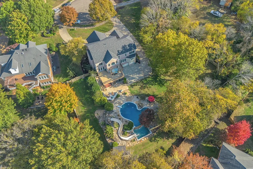 625 German Lane Franklin TN 37067