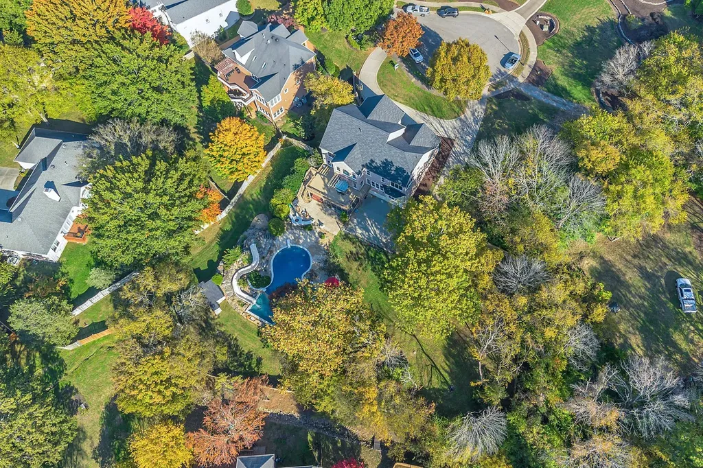 625 German Lane Franklin TN 37067