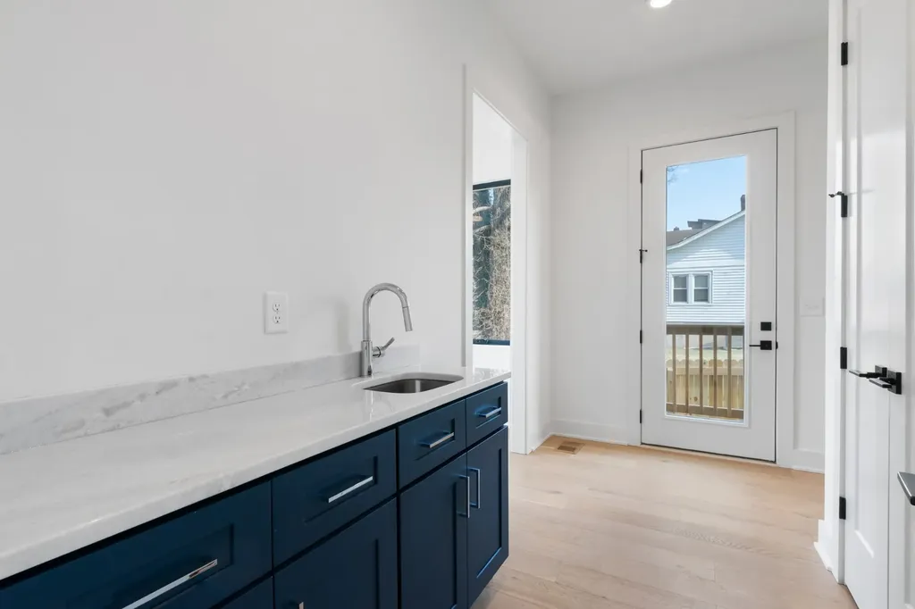 1000 Douglas Avenue Nashville TN 37206