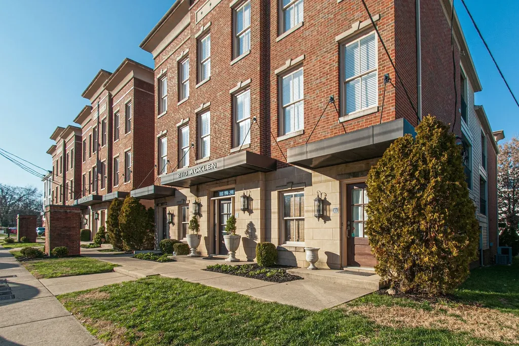2110 Acklen Avenue Nashville TN 37212