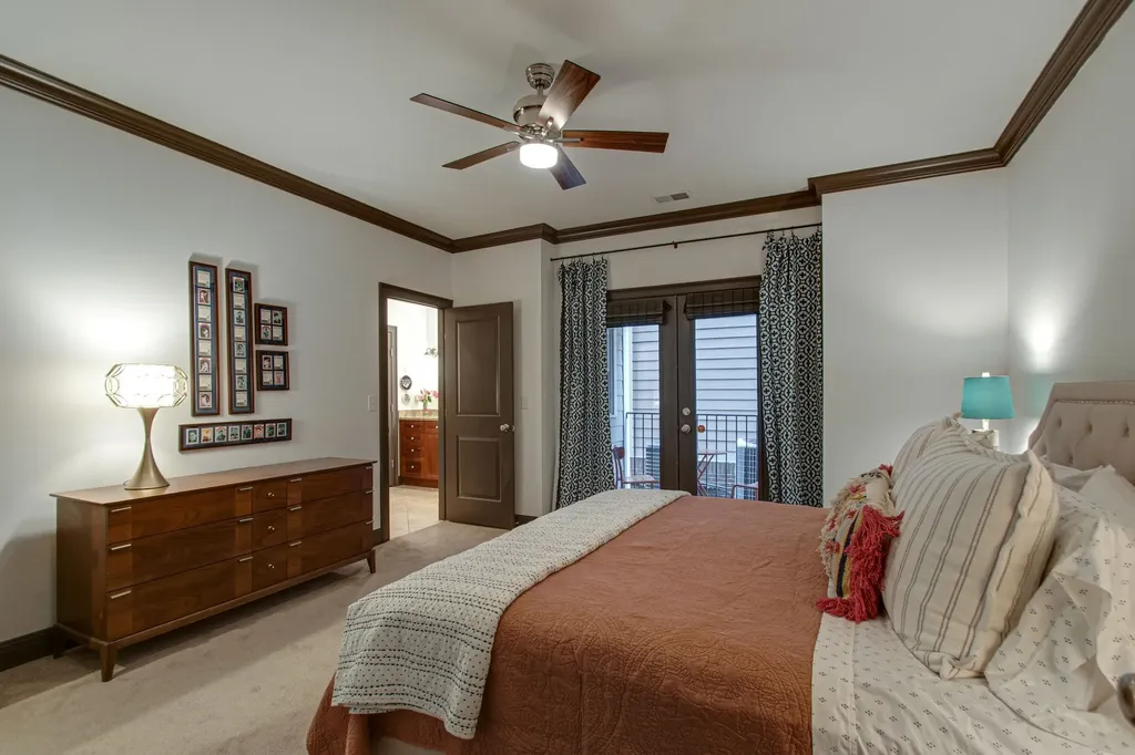 2110 Acklen Avenue Nashville TN 37212
