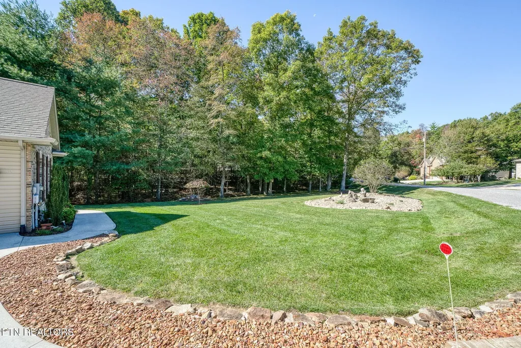 14 Holly Court Crossville TN 38558