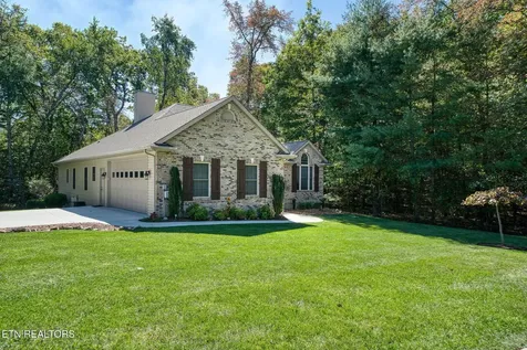 14 Holly Court Crossville TN 38558