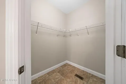 14 Holly Court Crossville TN 38558