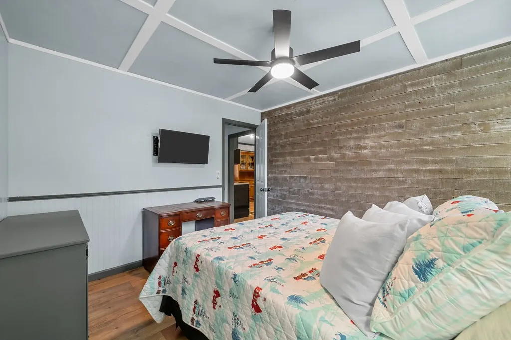 2126 Foster Road Cumberland Furnace TN 37051