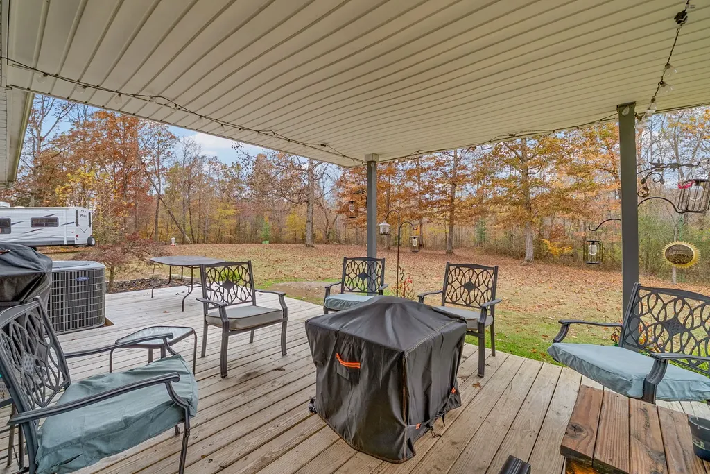 2126 Foster Road Cumberland Furnace TN 37051
