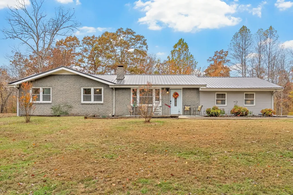 2126 Foster Road Cumberland Furnace TN 37051