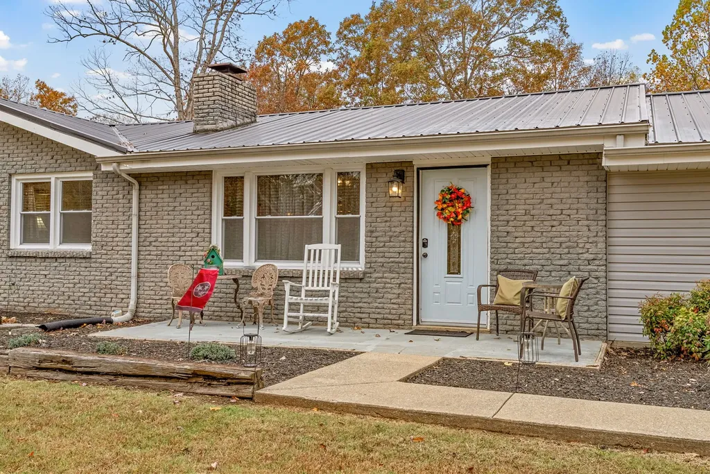 2126 Foster Road Cumberland Furnace TN 37051