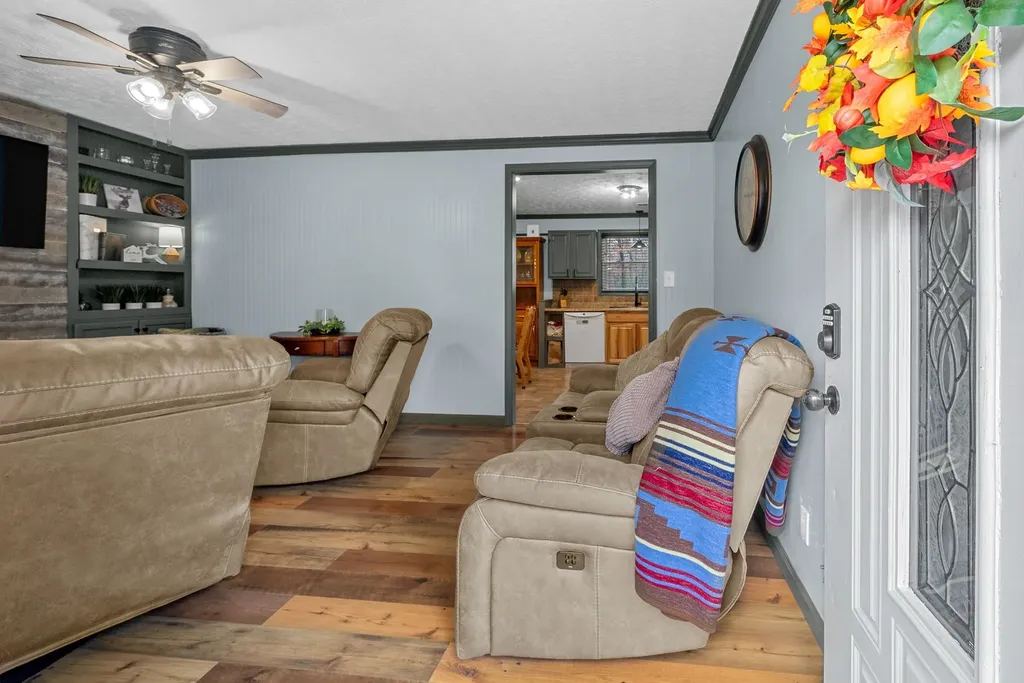 2126 Foster Road Cumberland Furnace TN 37051