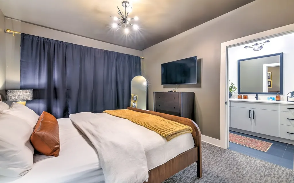 2704 Clifton Avenue Nashville TN 37209