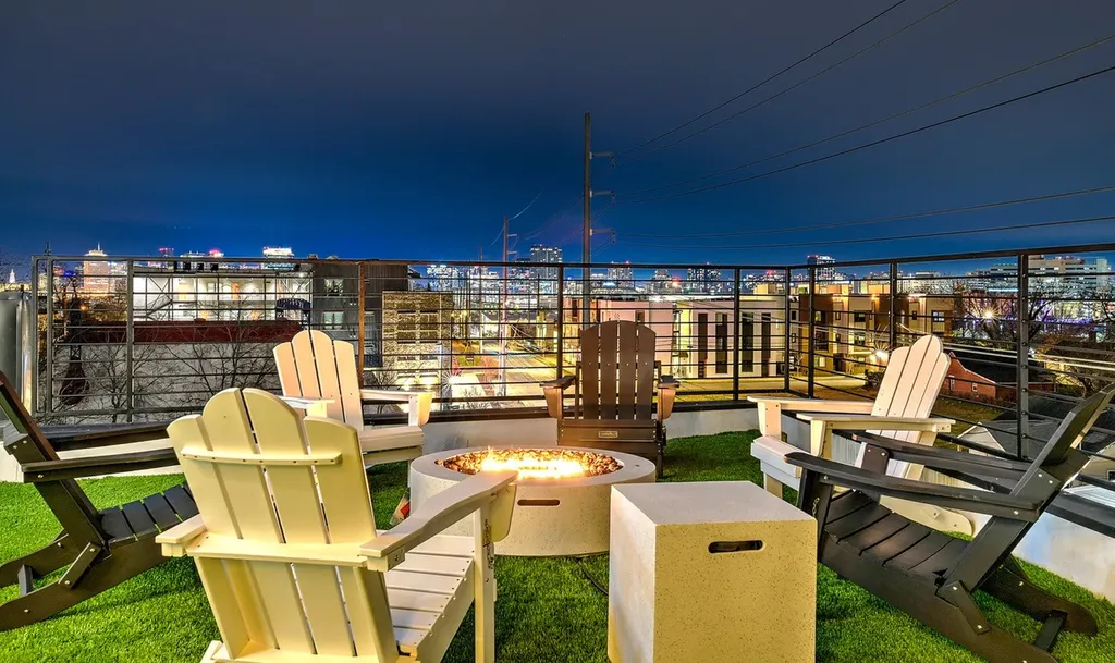 2704 Clifton Avenue Nashville TN 37209