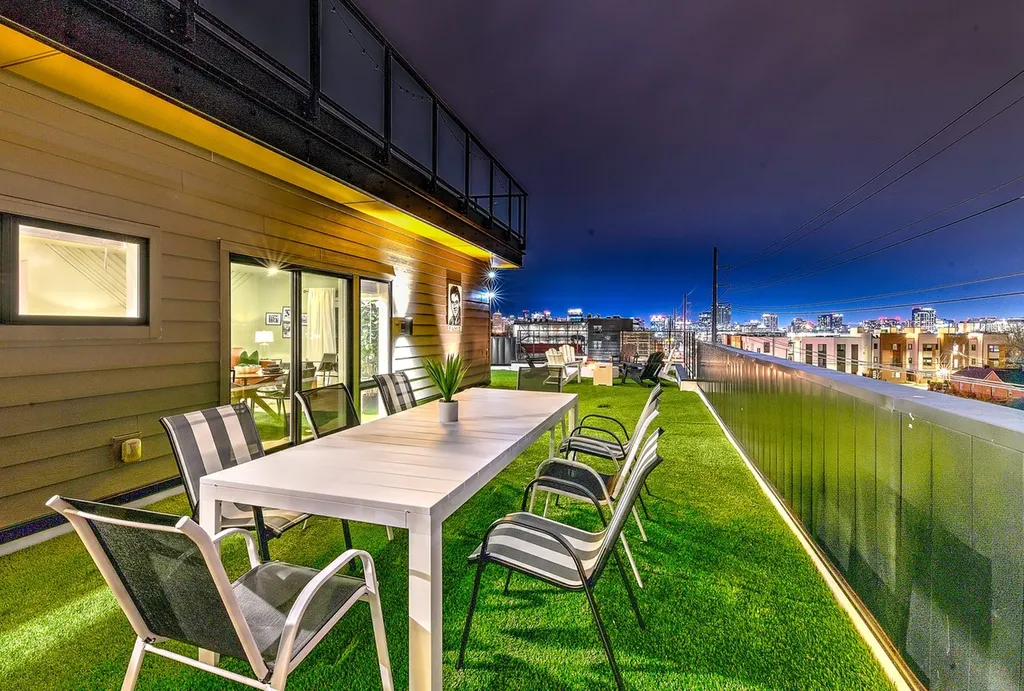 2704 Clifton Avenue Nashville TN 37209