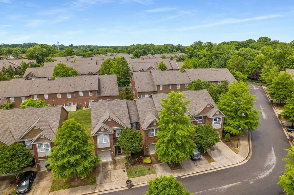 1021 Ashmore Drive Nashville TN 37211