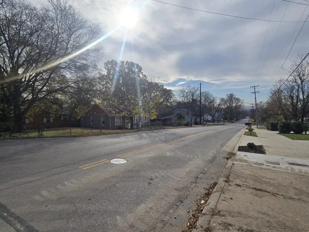 1506 Meridian Street Nashville TN 37207