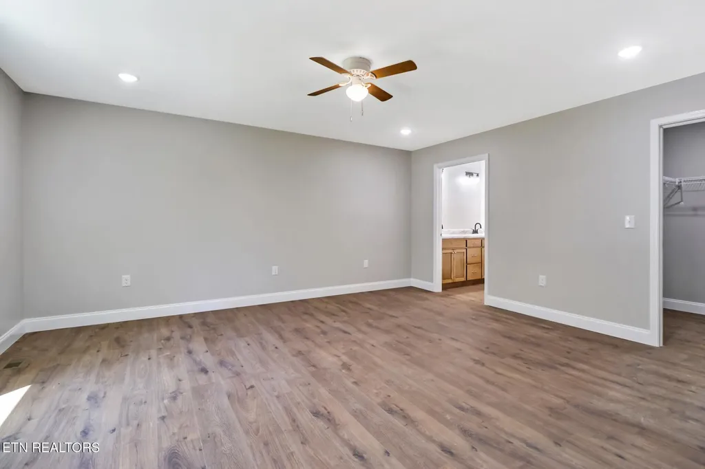 133 Jay Loop Jamestown TN 38556