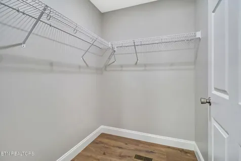 133 Jay Loop Jamestown TN 38556