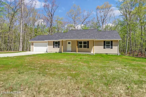 133 Jay Loop Jamestown TN 38556