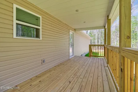 133 Jay Loop Jamestown TN 38556