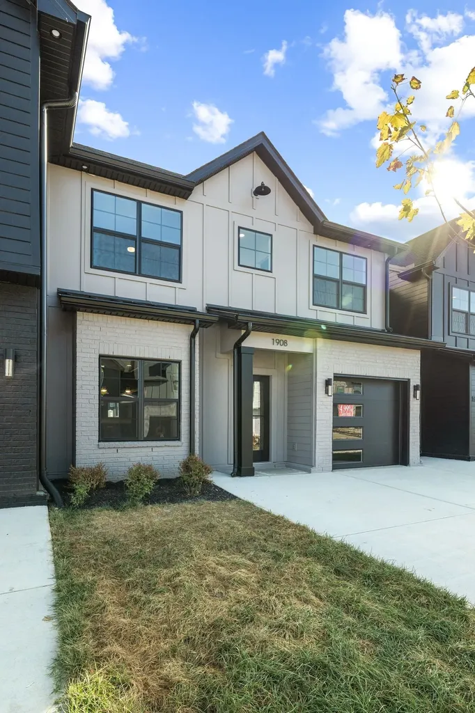 1916 Gracie Bug Loop Murfreesboro TN 37128