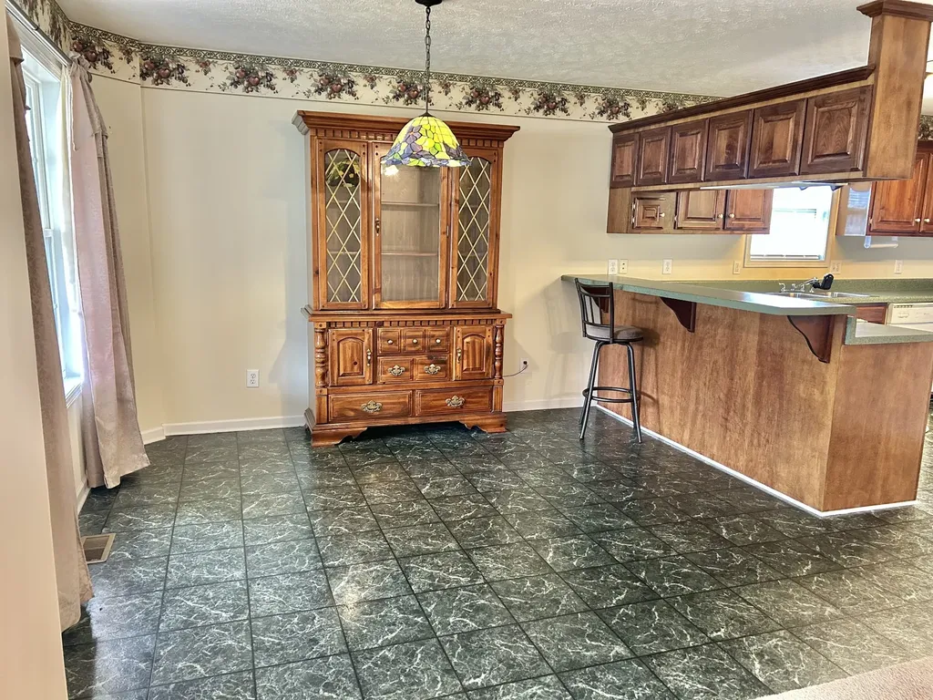 355 W Doak Road Manchester TN 37355